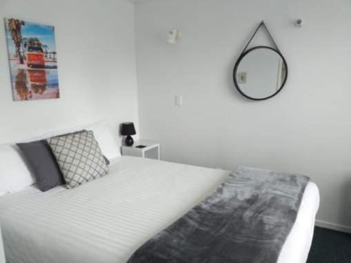 آپارتمان 2 خوابه, 554 Moana Court Motel