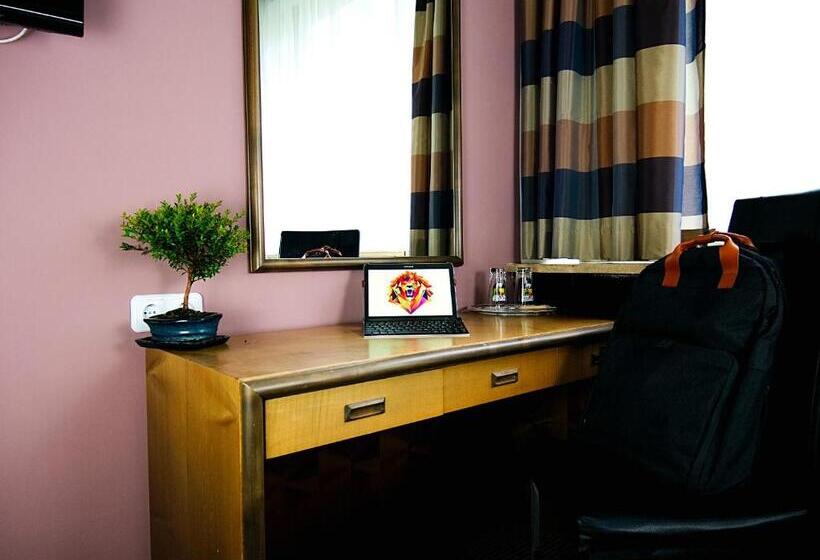 经济房, Albrechtshof Gohrisch