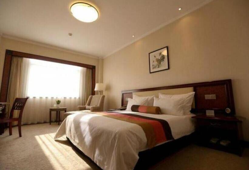 디럭스 스위트, Ying Yuan