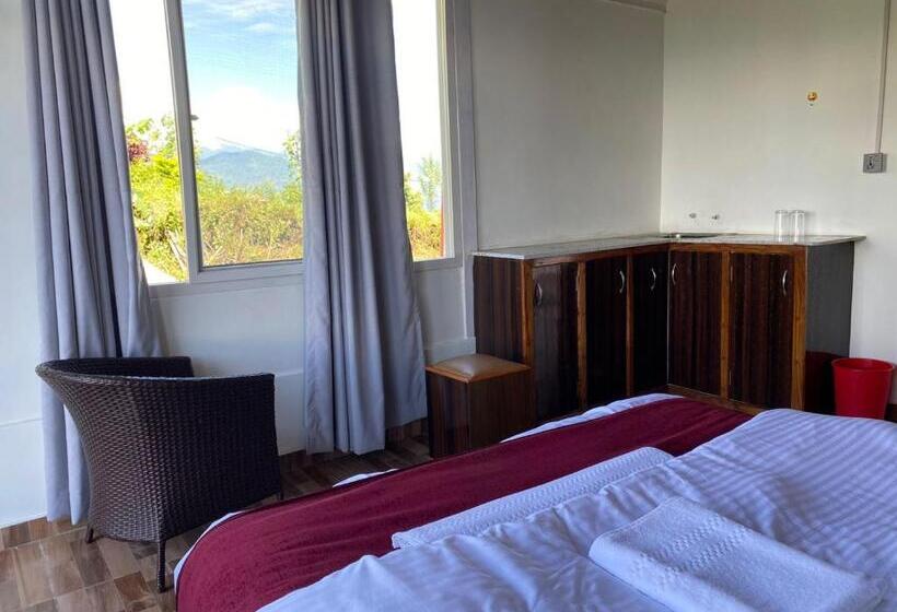 اتاق لوکس خانوادگی, Panoramic View Guest House Sarangkot
