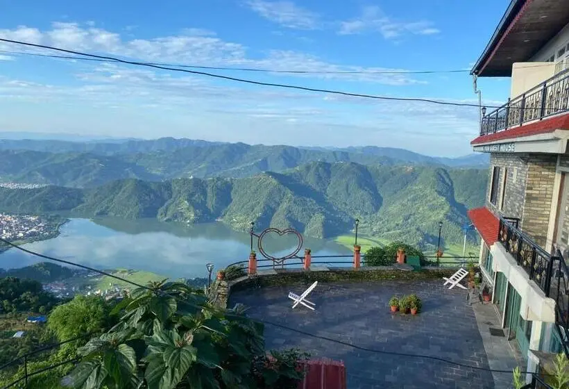 اتاق لوکس خانوادگی, Panoramic View Guest House Sarangkot
