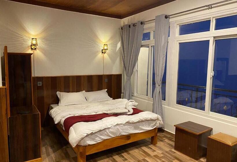 اتاق لوکس, Panoramic View Guest House Sarangkot