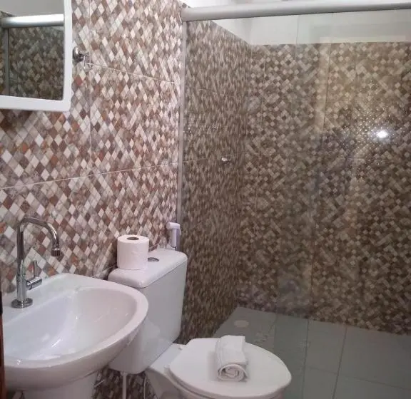 اتاق استاندارد چهار تخته, Suites Sao Francisco