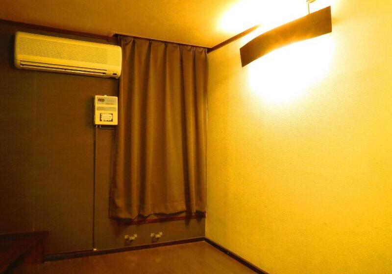 스탠다드 싱글 룸 공동욕실, Stella Resort