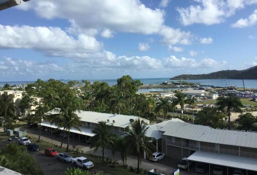 带1个卧室的带海景的公寓, Coral Sea Vista Apartments