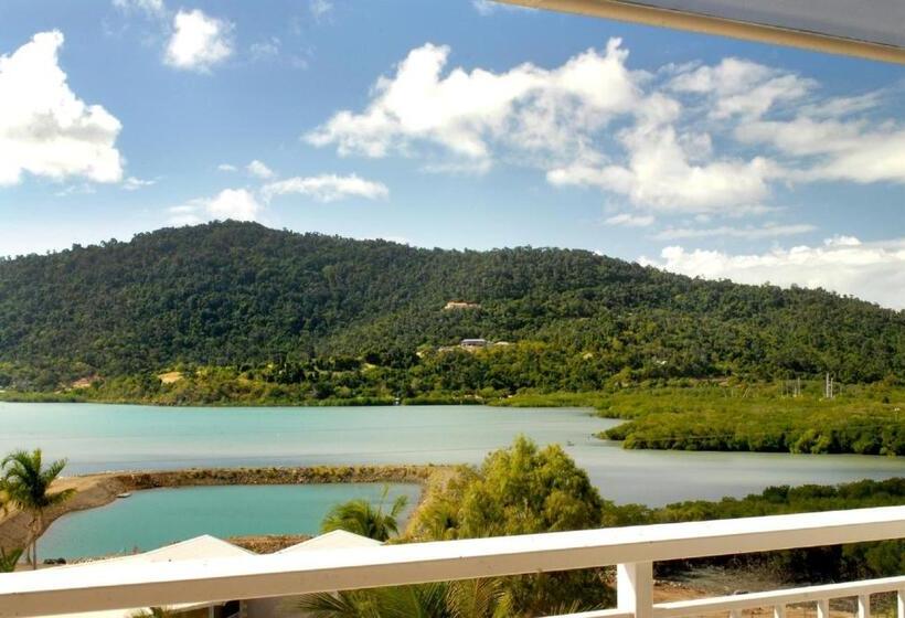 带1个卧室的带海景的公寓, Coral Sea Vista Apartments