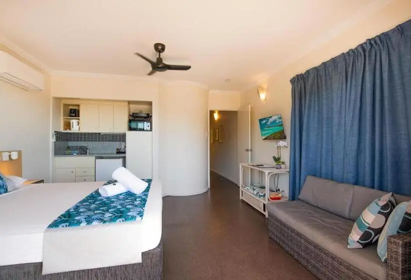 海の見えるスタンダードスタジオ, Coral Sea Vista Apartments