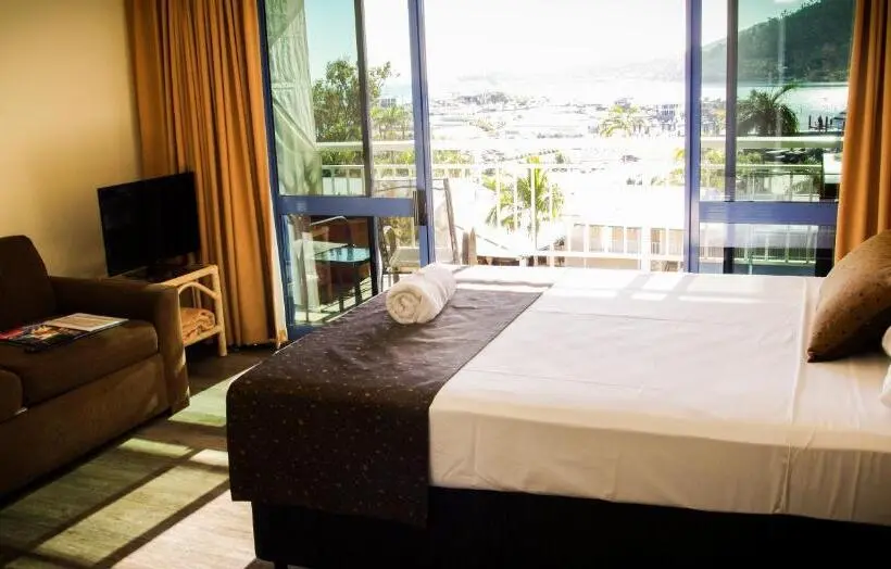 海の見えるスタンダードスタジオ, Coral Sea Vista Apartments