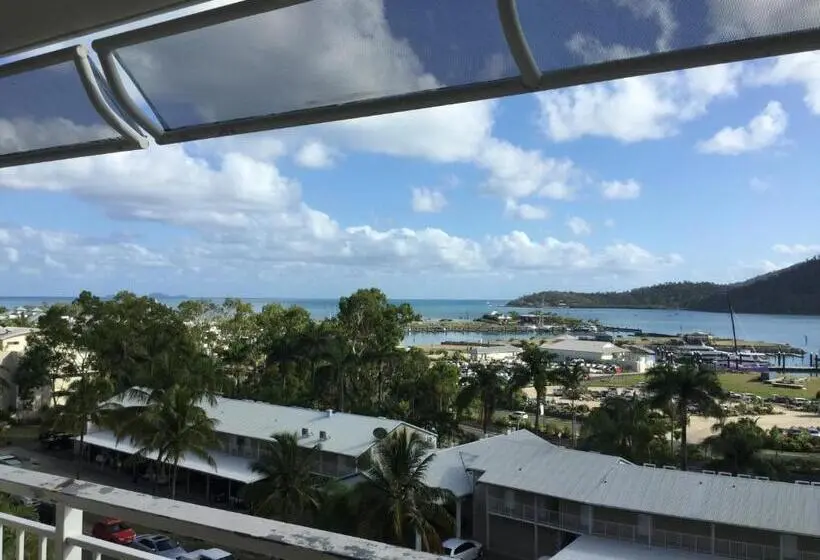 海の見えるスタンダードスタジオ, Coral Sea Vista Apartments