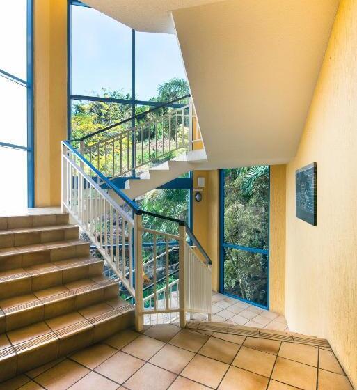 带1个卧室的带海景的公寓, Coral Sea Vista Apartments