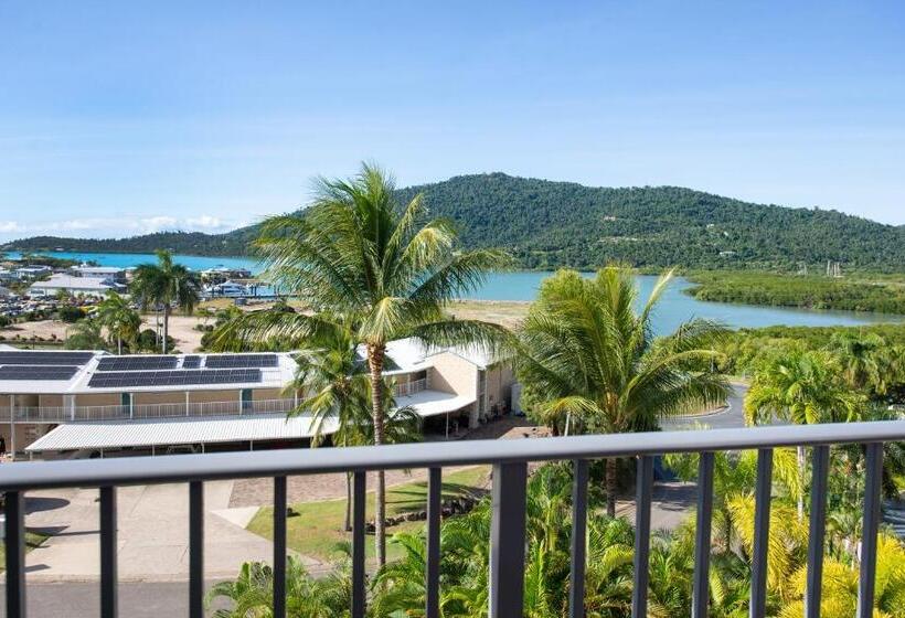Escritório Superior, Coral Sea Vista Apartments