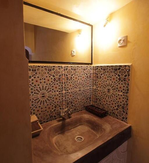 اتاق استاندارد چهار تخته, Kasbah 123 Soleil