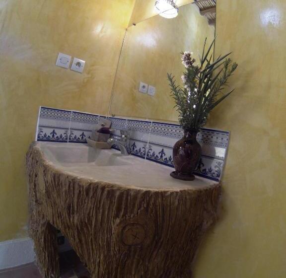 اتاق استاندارد چهار تخته, Kasbah 123 Soleil