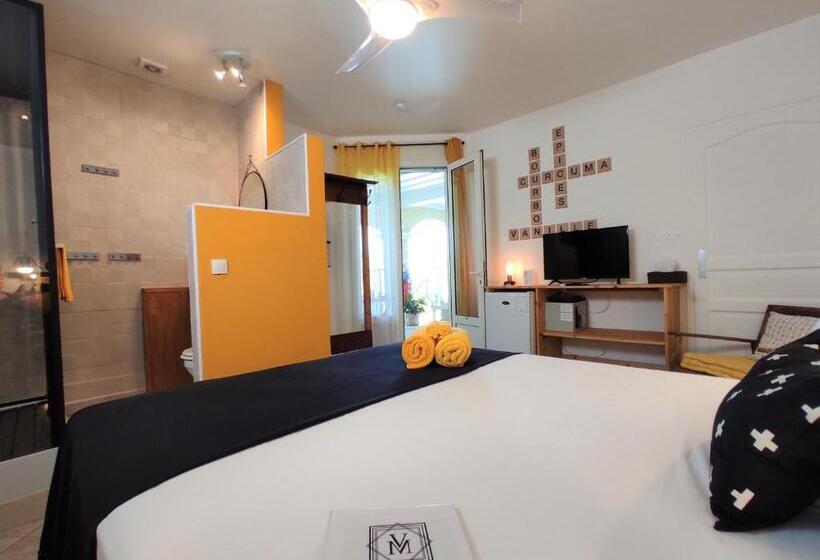 اتاق استاندارد با چشمانداز استخر, Maison D Hôtes Villa Des Mascareignes