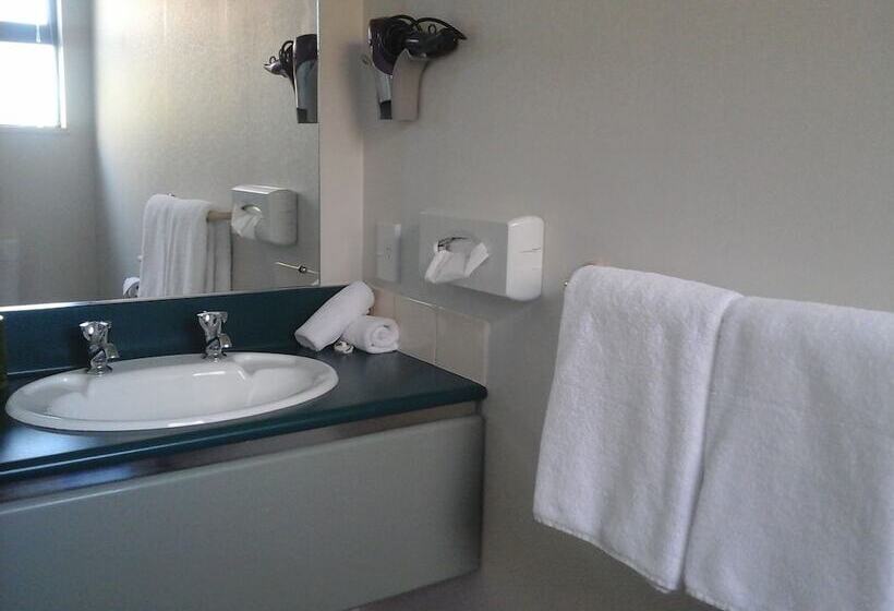 استودیوی استاندارد, South Park Motel