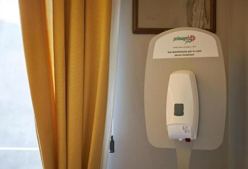اتاق سوپریور, The Roman Empire Guesthouse