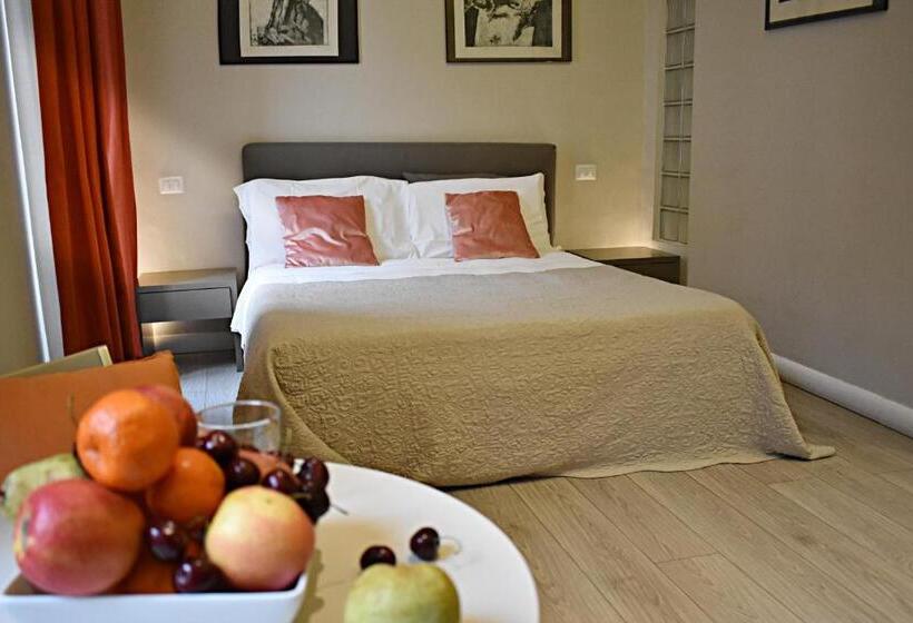 חדר משפחתי דלוקס, The Roman Empire Guesthouse