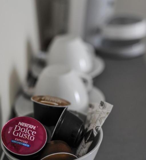 סוויטת ג'וניור עם מרפסת, The Roman Empire Guesthouse