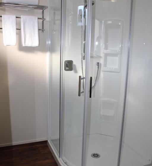 דירת חדר, Westport Spa Motel