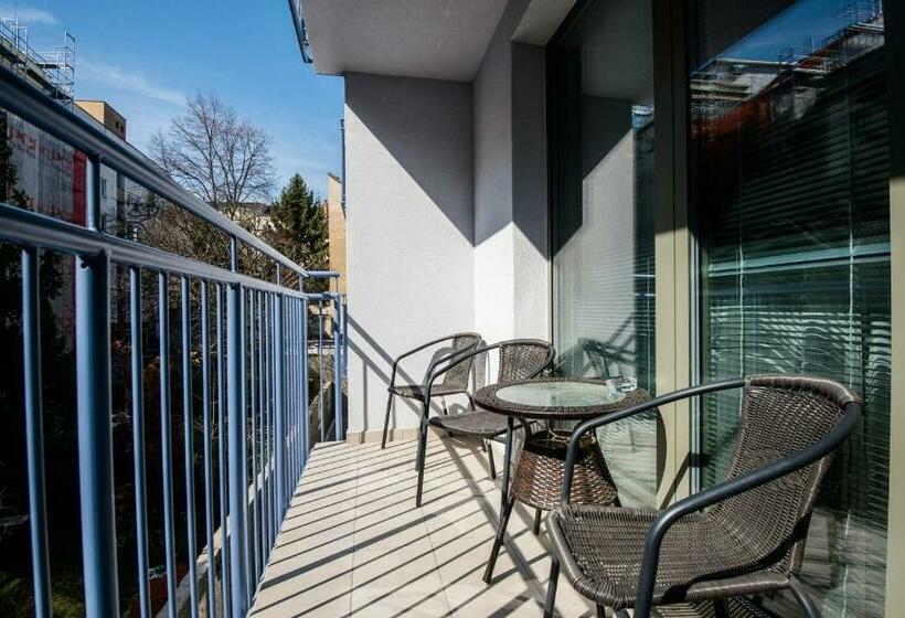 آپارتمان لوکس 1 خوابه, Apart Hotel Virgo