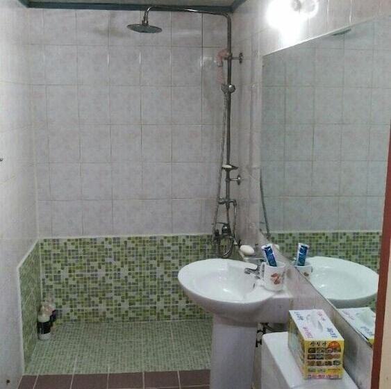 Номер Стандарт, Gumi A Motel