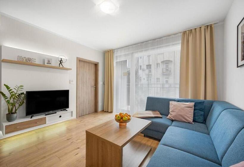 آپارتمان لوکس 1 خوابه, Apart Hotel Virgo