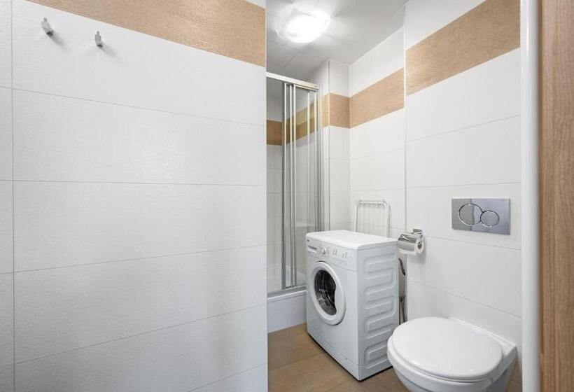 استودیوی استاندارد, Apart Hotel Virgo