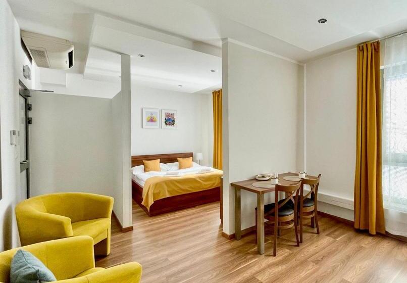 استودیوی استاندارد, Apart Hotel Virgo