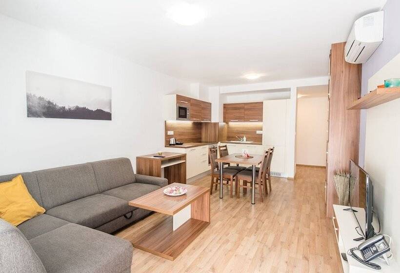 آپارتمان لوکس 1 خوابه, Apart Hotel Virgo