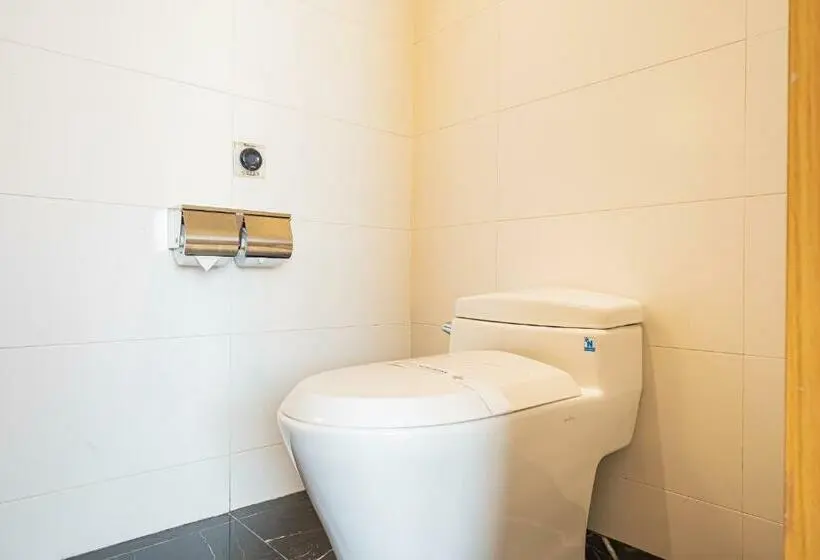 Perhesviitti, Benikea Hotel Bizinn