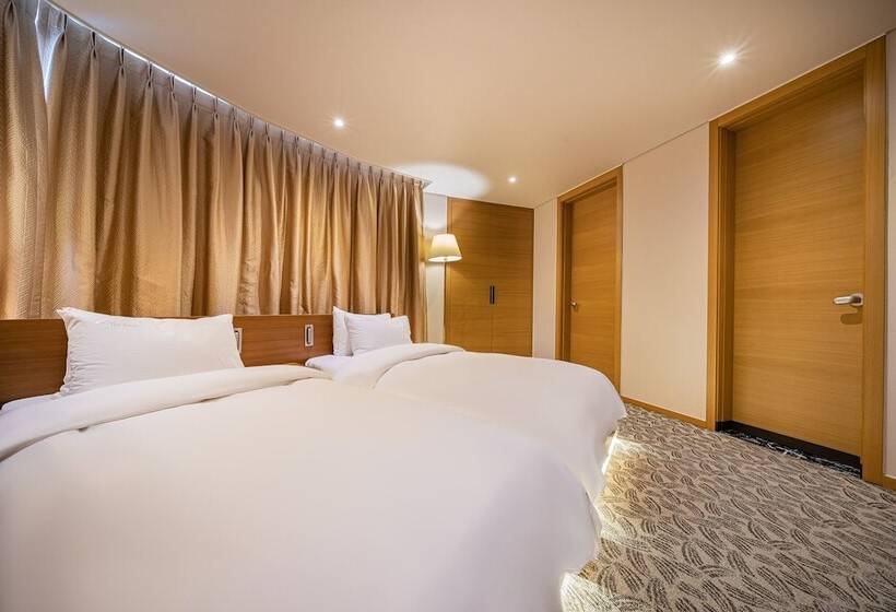 جناح عائلي, Benikea Hotel Bizinn