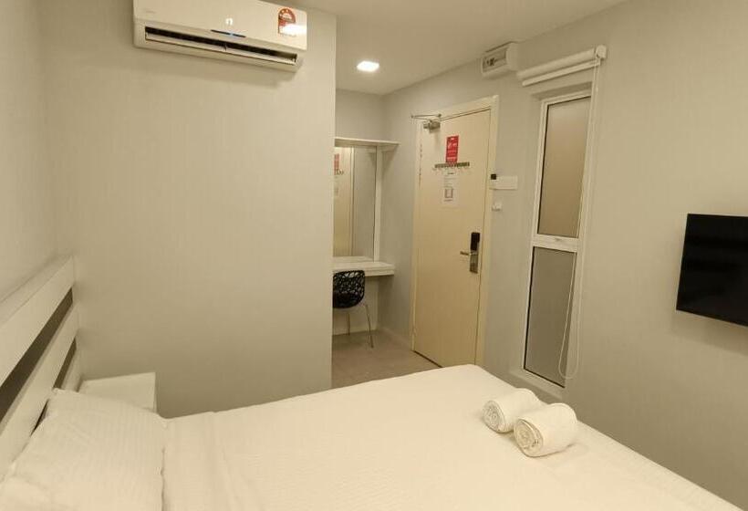 Номер Стандарт, Lea Guest House & Cafe Lukut