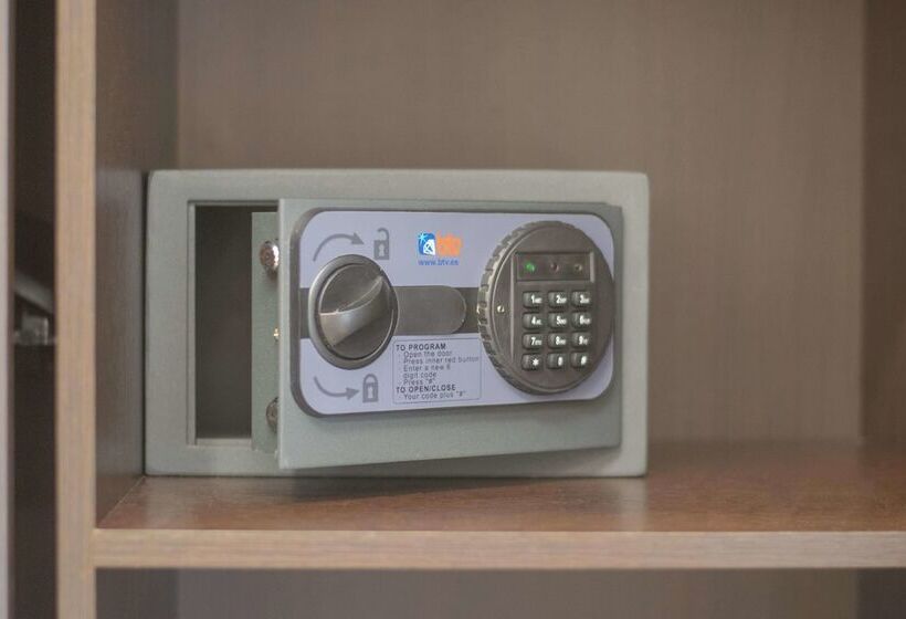 דירת דלוקס 2 חדרי שינה, Verona