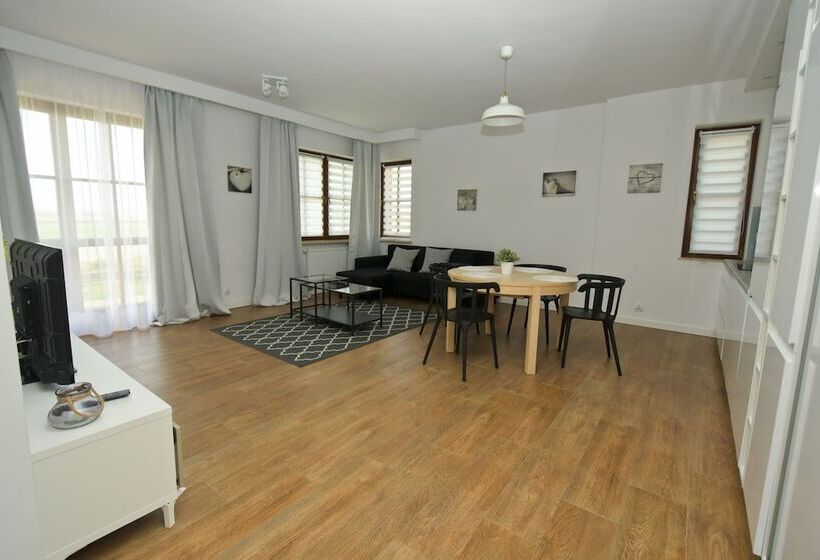 带1个卧室的带阳台的公寓, Poduszka Apartamenty Zdrojowe