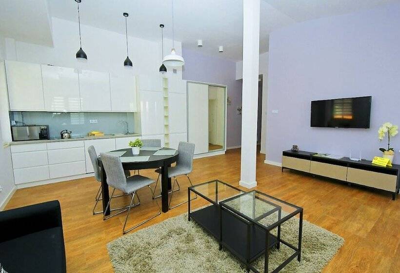 דירה בת חדר שינה 1 עם מרפסת, Poduszka Apartamenty Zdrojowe