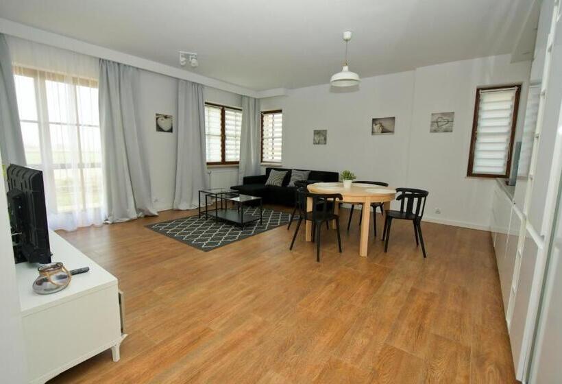 带1个卧室的带阳台的公寓, Poduszka Apartamenty Zdrojowe