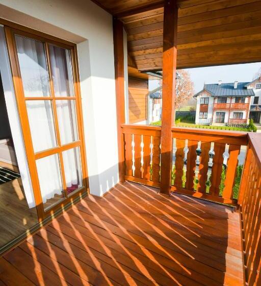 带1个卧室的带阳台的公寓, Poduszka Apartamenty Zdrojowe