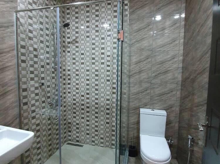 اتاق خانوادگی, Soft