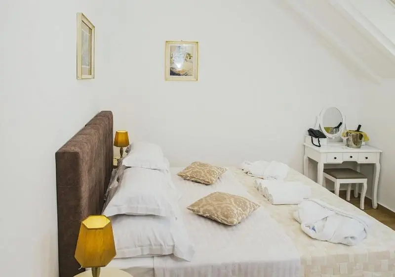 اتاق سوپریور با چشم‌انداز دریا, Heritage Hotel Dea Hvar