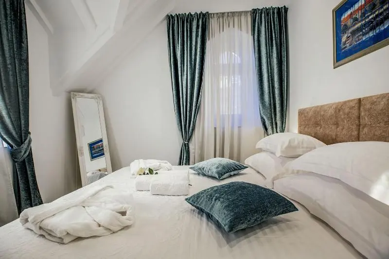 اتاق سوپریور با چشم‌انداز شهر, Heritage Hotel Dea Hvar