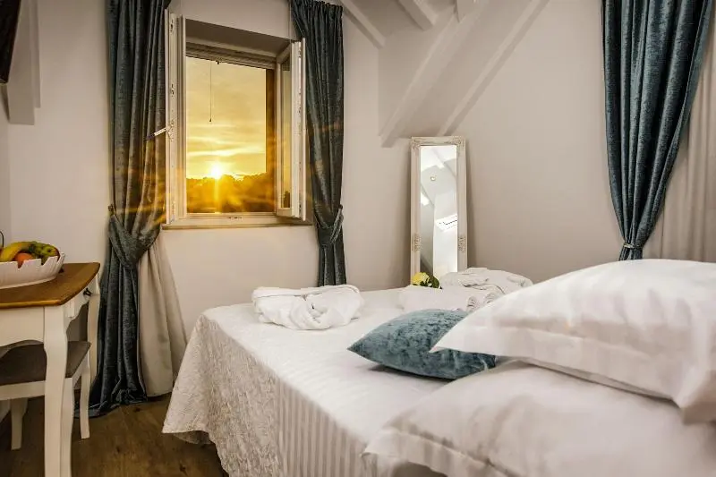 اتاق سوپریور با چشم‌انداز شهر, Heritage Hotel Dea Hvar