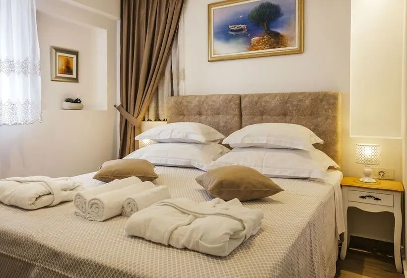 اتاق استاندارد با چشم‌انداز شهر, Heritage Hotel Dea Hvar