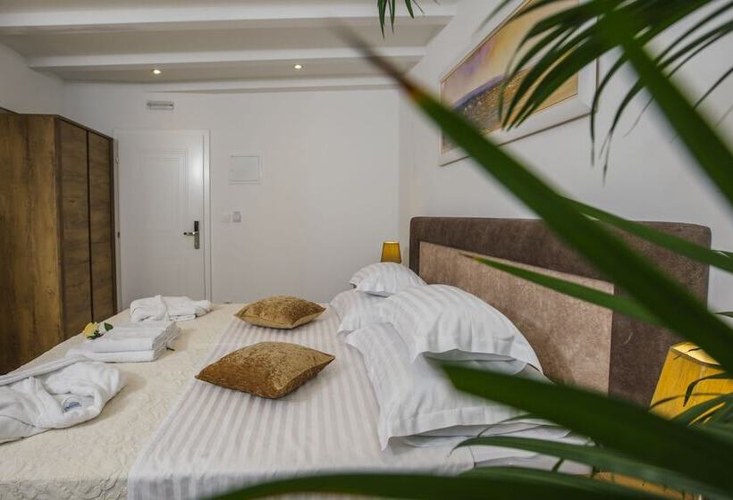 带阳台的豪华间, Heritage Hotel Dea Hvar