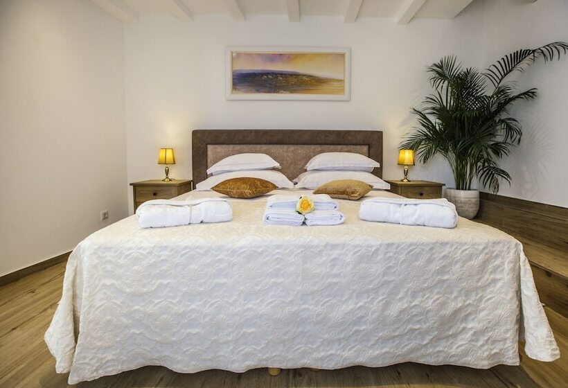 발코니 디럭스 룸, Heritage Hotel Dea Hvar