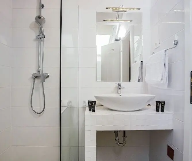 اتاق سوپریور, Heritage Hotel Dea Hvar