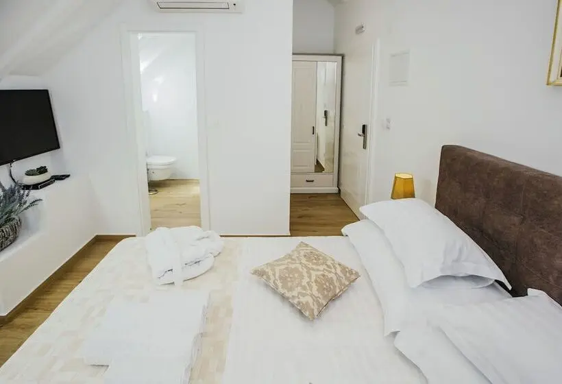 اتاق سوپریور, Heritage Hotel Dea Hvar