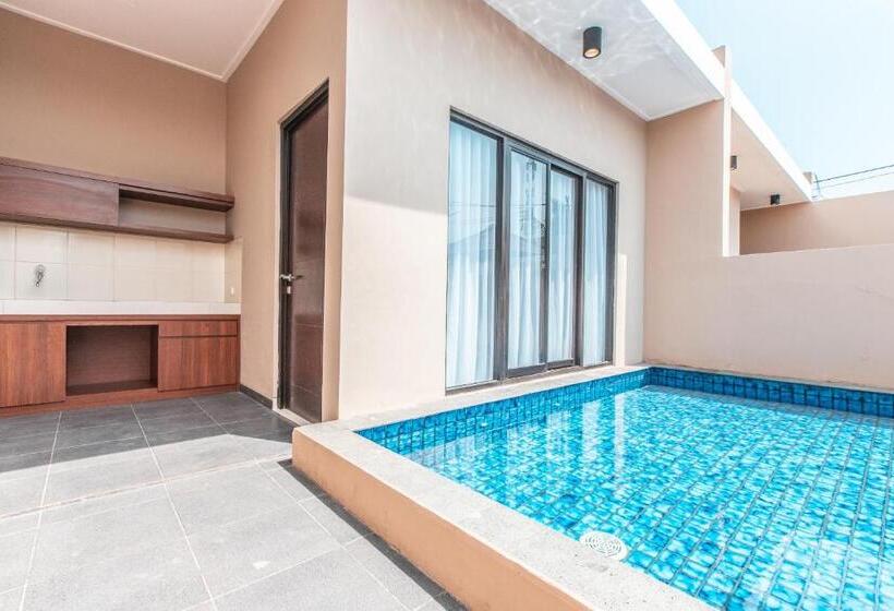 豪华房间, Collection O 9 Villa Ubud Anyer