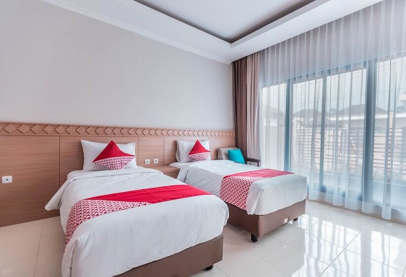 Quarto deluxe, Collection O 9 Villa Ubud Anyer