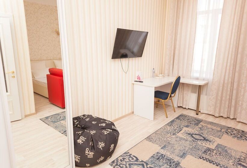 חדר דלוקס, G.s