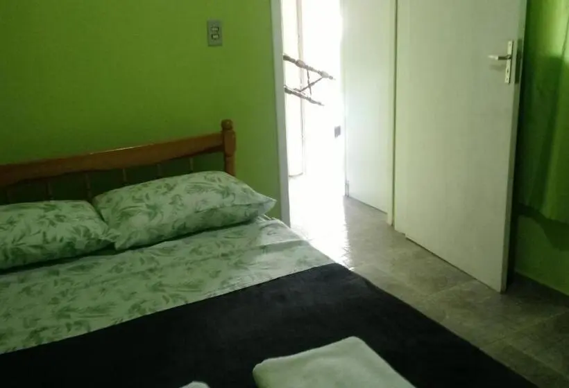 スタンダード４人部屋, Pousada Rancho Do Nhesko